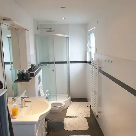 Wohnung, In Frankfurt Flughafen Zu Vermieten * Mörfelden-Walldorf