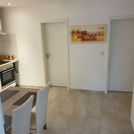 Wohnung, In Frankfurt Flughafen Zu Vermieten * Mörfelden-Walldorf